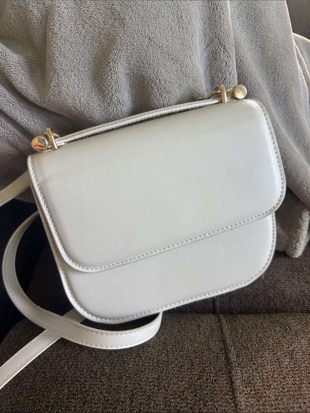 H&M White Crossbody Bag with Gold Hardware